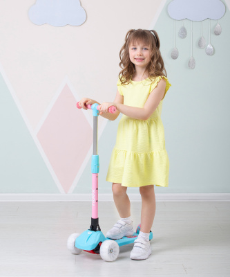 БЕЗ УПАКОВКИ Самокат 3-колесный Juicy R 120/80 мм, голубой/розовый