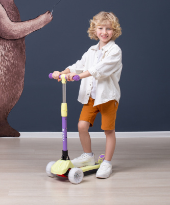 БЕЗ УПАКОВКИ Самокат 3-х колесный Juicy R, 120/80 мм, желтый/фиолетовый