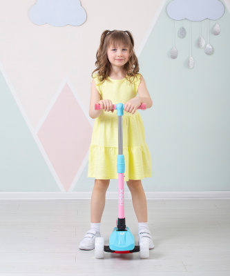 БЕЗ УПАКОВКИ Самокат 3-колесный Juicy R 120/80 мм, голубой/розовый